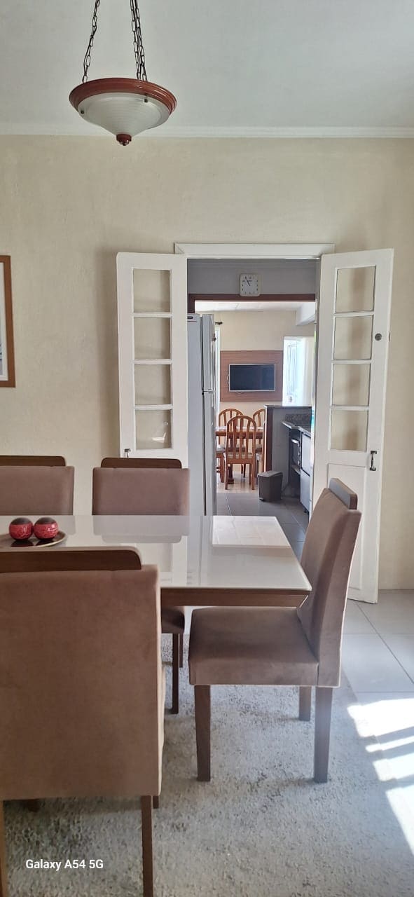 Casa na Rua Rafael Pinto Bandeira 