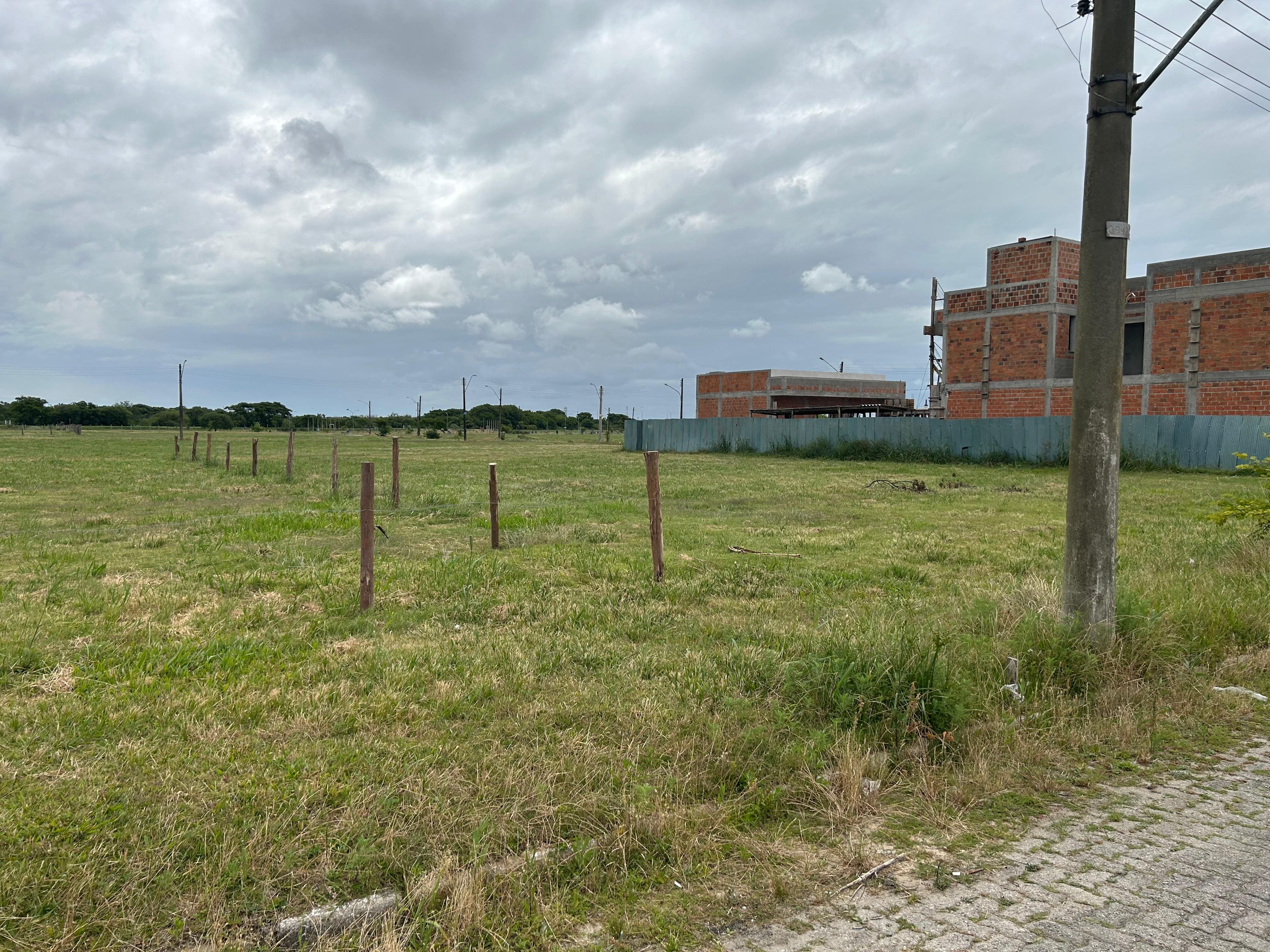 TERRENO NA COLINA DO SOL