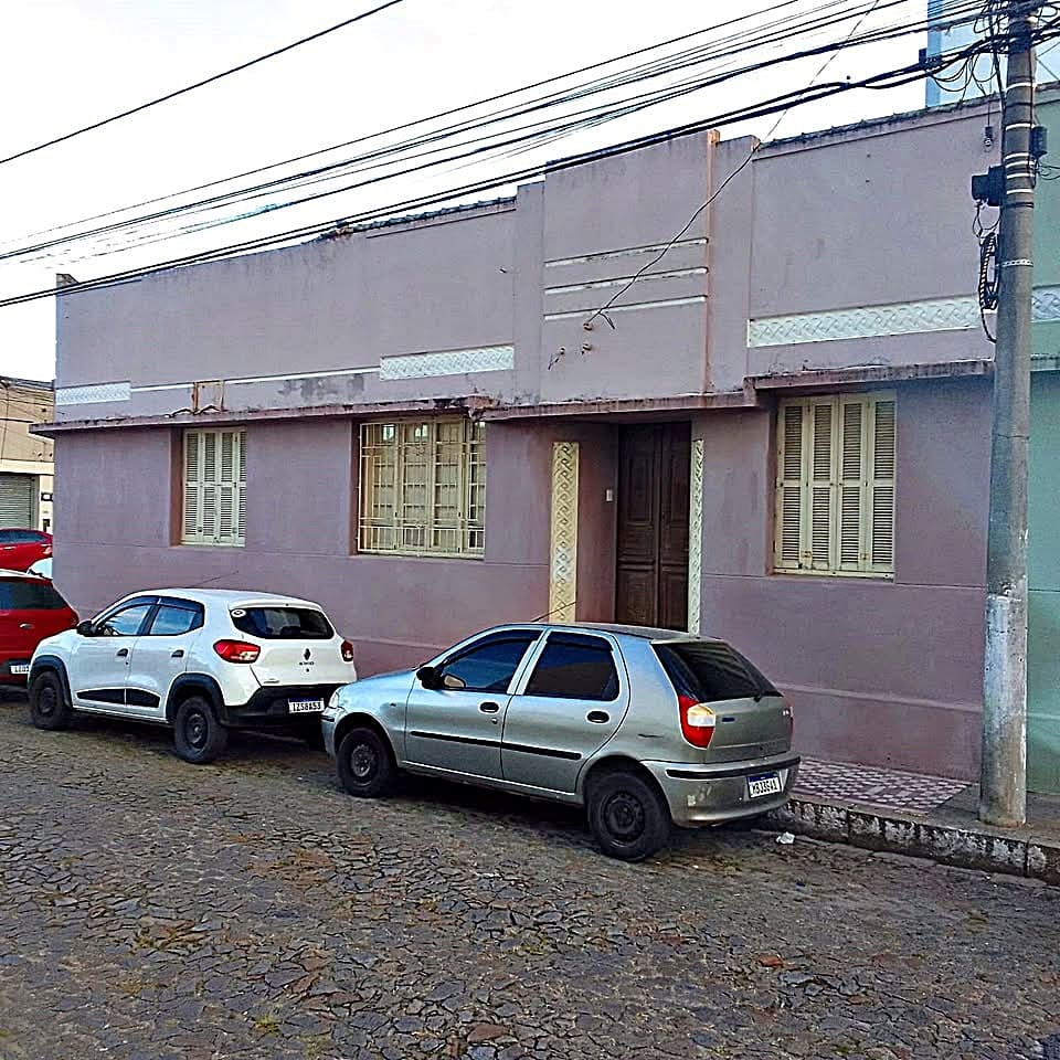 Casa no Centro de Pelotas 